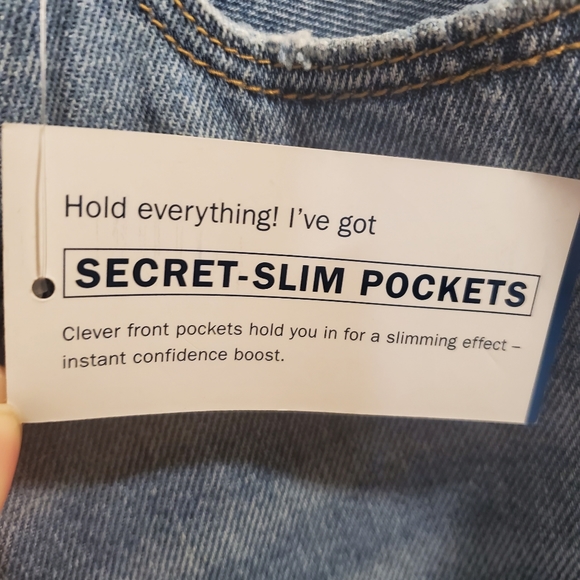 Jeans - Picture 3 of 4